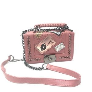 Small dusty pink purse w/patches